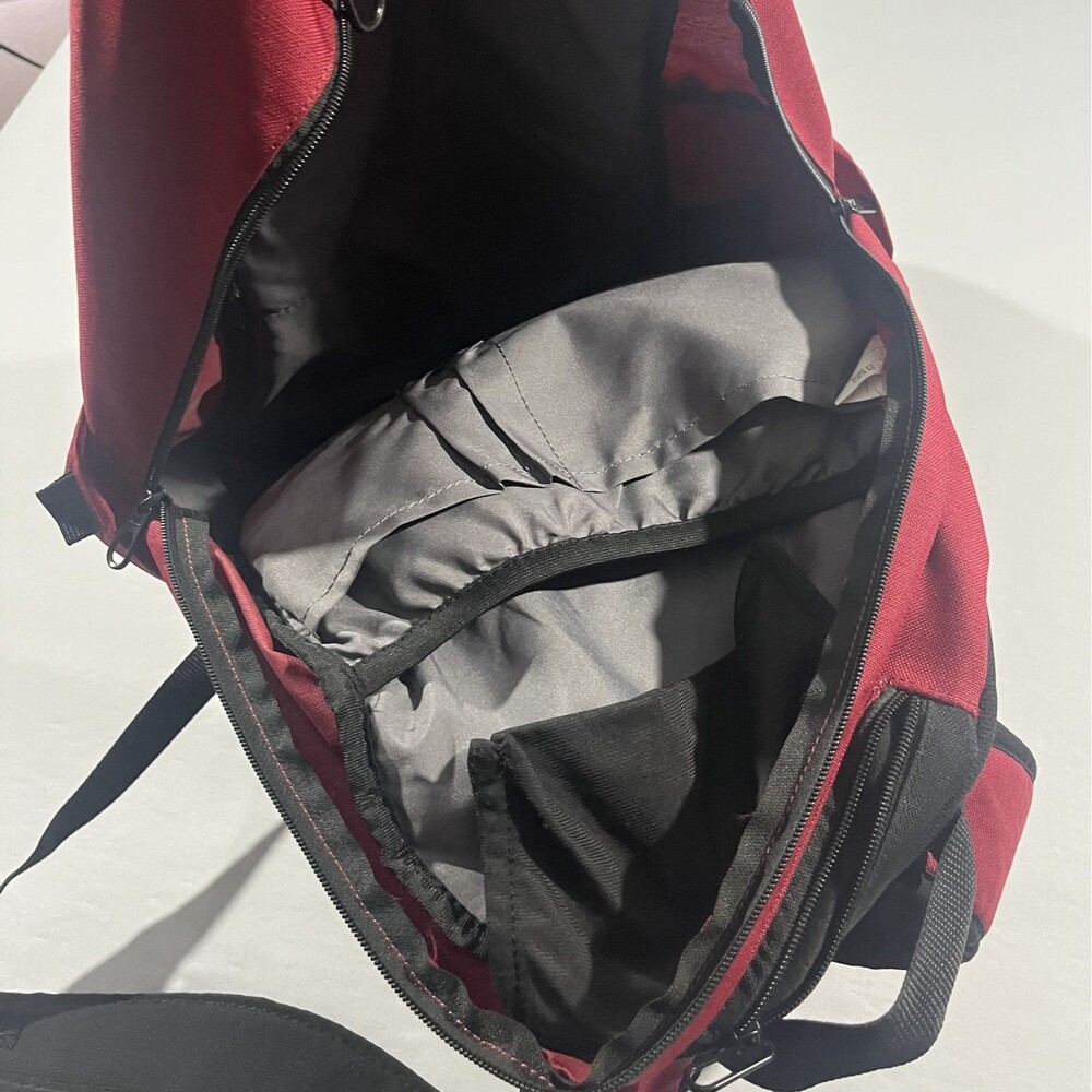Nike Training Brasilia Gym School Backpack Poly RED Bookbag Travel FLAW - Picture 7 of 10